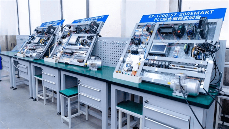 學PLC電氣自動化技術非常好就業
