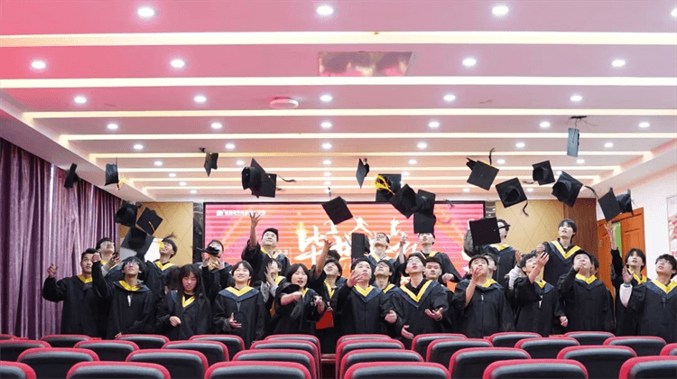 成都新華2024年夏秋季預(yù)科班常見問題解答