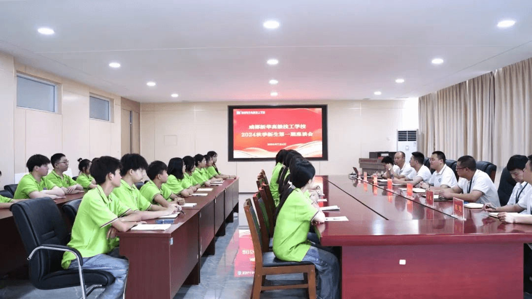 初入新華的他們，在學校學習生活怎么樣？