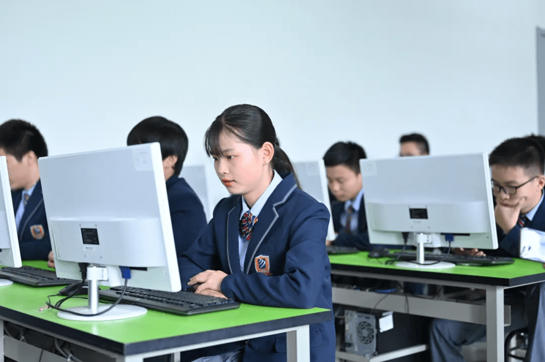 零基礎(chǔ)擔(dān)心學(xué)不會(huì)技能怎么辦？