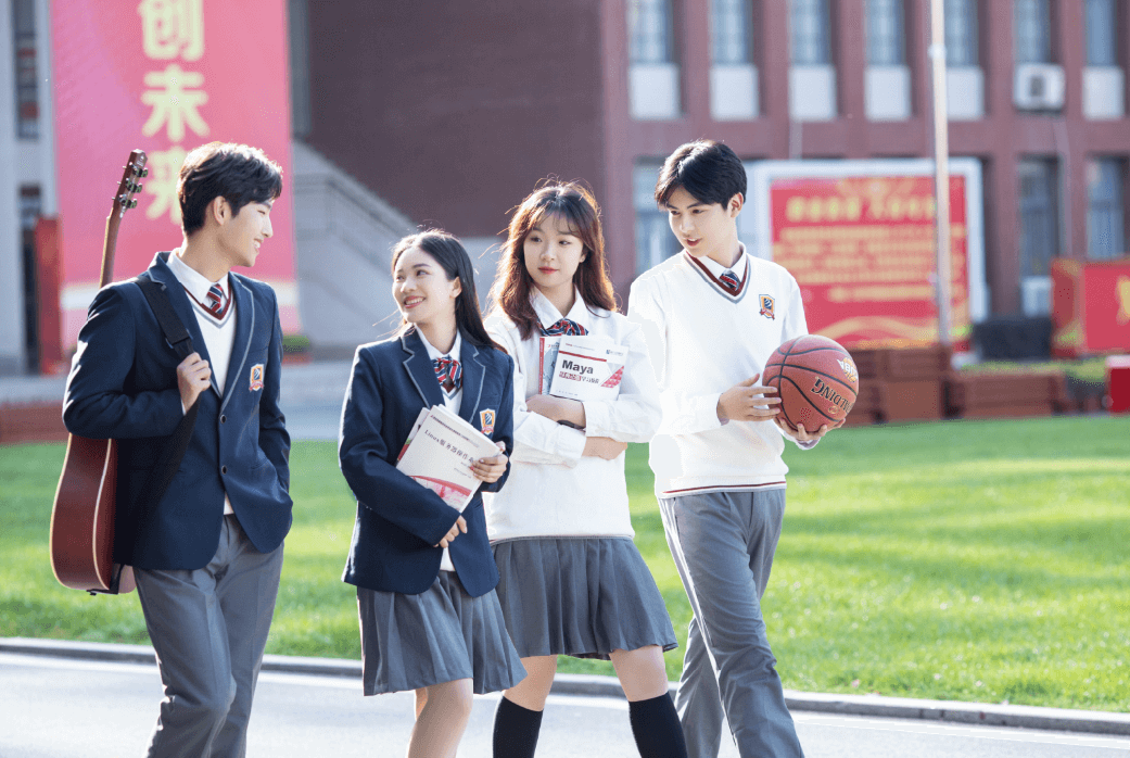 想轉學來成都新華的同學，這幾個問題我幫你回答了