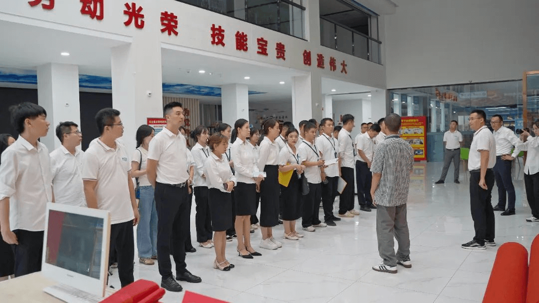 開學一個月，新華學子的校園生活是什么樣的呢