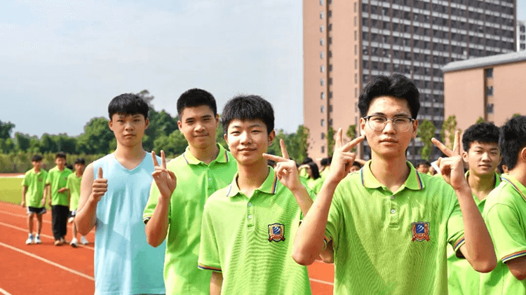 成都新華，這些關鍵詞帶你解鎖美好校園生活