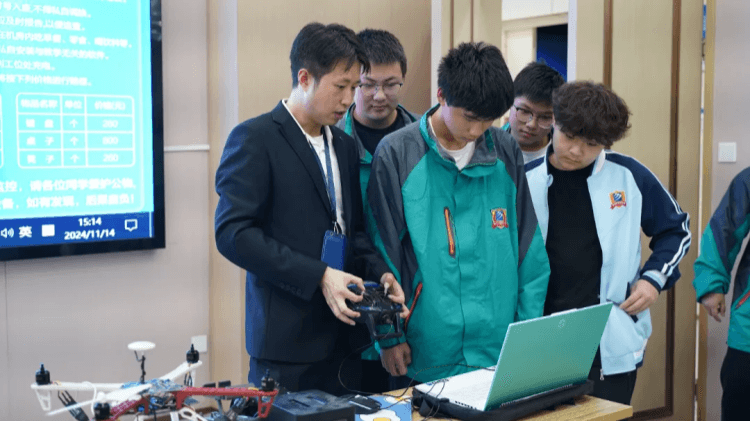 年前搶占春季班名額，在這些方面你會“遙遙領先”！